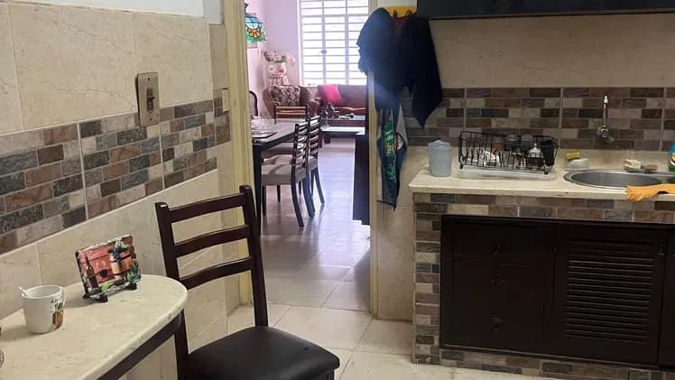 Vivienda de 4 habitaciones en Vedado, Plaza de la Revolución — foto 3 de 7