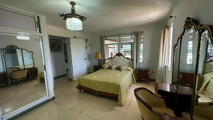 Vivienda de 5 habitaciones en Nuevo Vedado, Plaza de la Revolución — foto 7 de 10