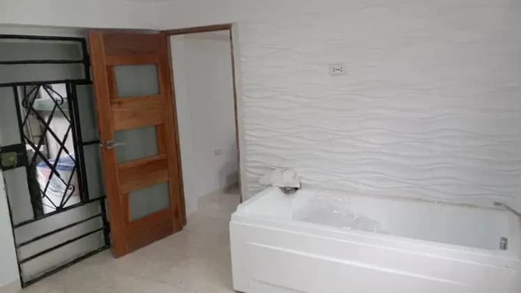Vivienda de 5 habitaciones en Vedado, Plaza de la Revolución — foto 6 de 10