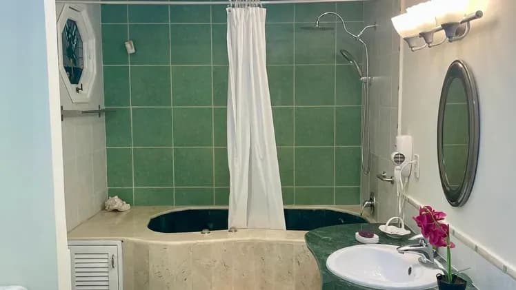 Vivienda de 5 habitaciones en Miramar, Playa — foto 9 de 10