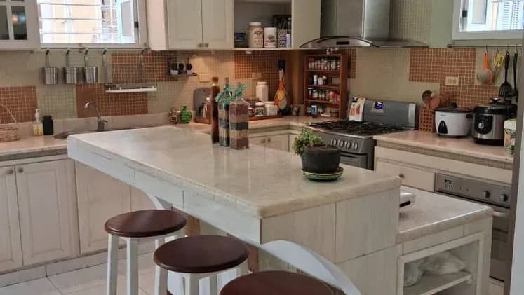 Vivienda de 2 habitaciones en Vedado, Plaza de la Revolución — foto 1 de 10