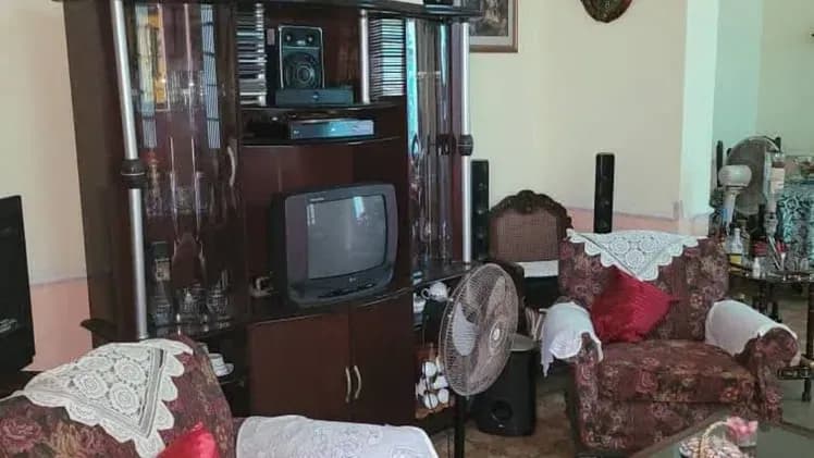 Vivienda de 2 habitaciones en Vedado, Plaza de la Revolución — foto 4 de 7