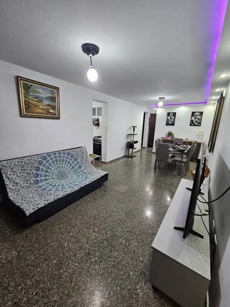 Vivienda de 2 habitaciones en Vedado, Plaza de la Revolución — foto 6 de 11