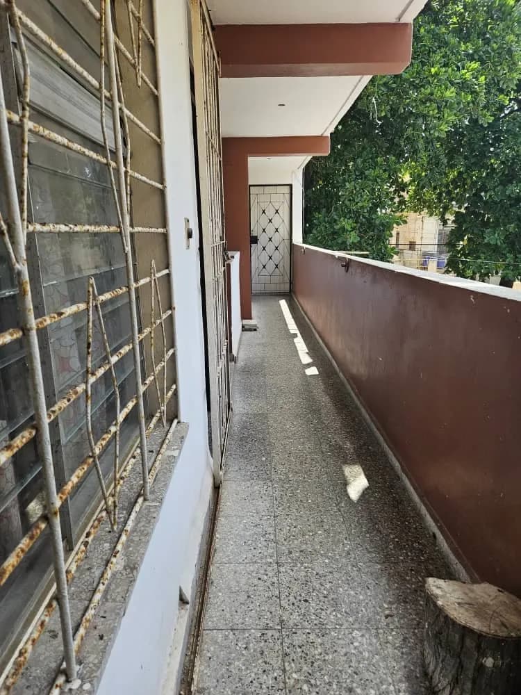 Vivienda de 2 habitaciones en Vedado, Plaza de la Revolución — foto 5 de 11