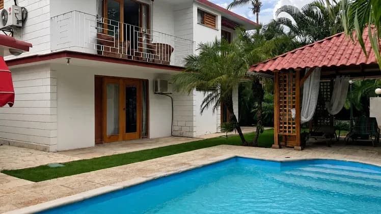 Vivienda de 5 habitaciones en Siboney, Playa — foto 1 de 5