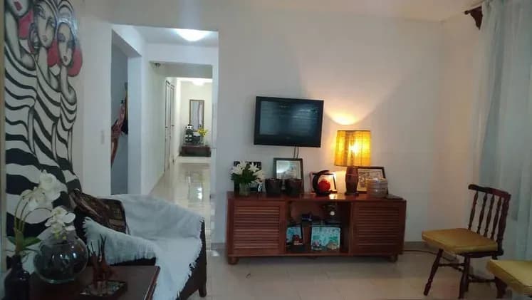 Vivienda de 3 habitaciones en Atabey, Playa — foto 2 de 8