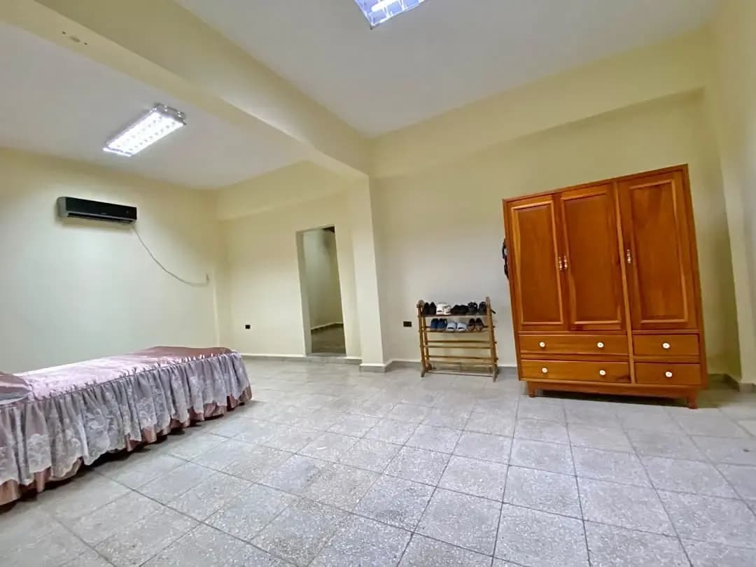 Casa de 2 habitaciones en Holguín, Holguín — foto 13 de 24